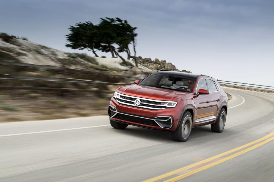  Volkswagen Atlas Cross Sport Concept 2018 года  (фото 14 из 30)